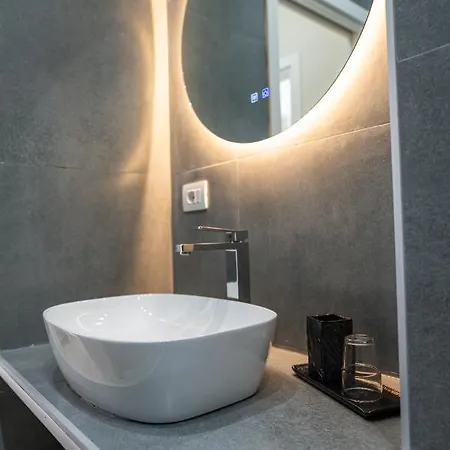Terno Su Napoli Sanita Bed & Breakfast Exterior photo